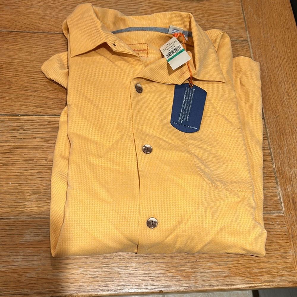 Brand new Tommy Bahama Men’s Shirt